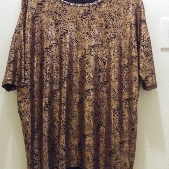 Top - Picture 4 of 4